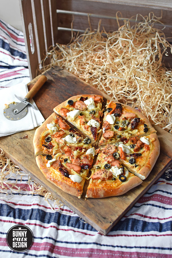 tuscan-salmon-pizza01