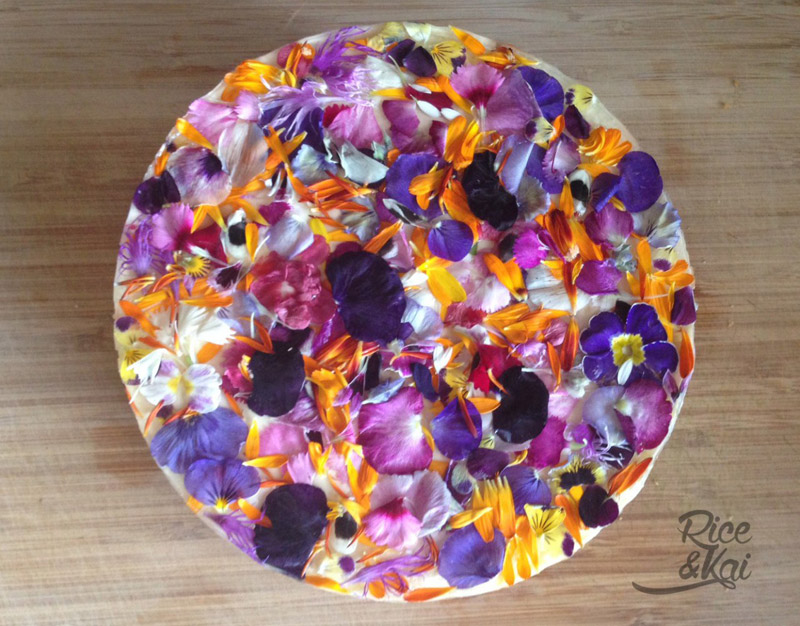 rice-and-kai-Pineapple-cheesecake-with-coconut-and-flower-jelly